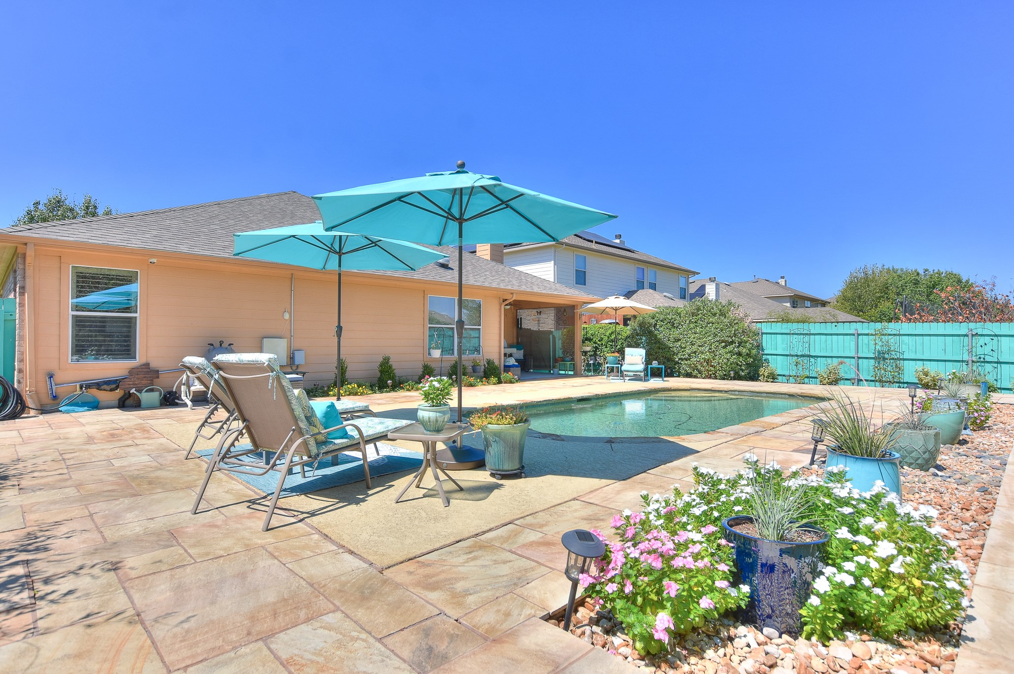 Lake Edge Way, Pflugerville, TX 78660