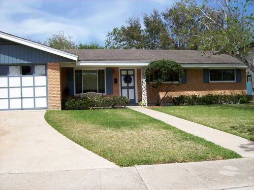 4618 Wooldridge Rd, Corpus Christi, TX, 78413-3333 | Card Image