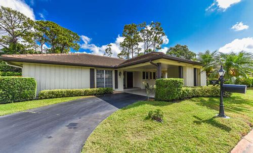 493 Forestview Dr, Atlantis, FL, 33462-1213 | Card Image