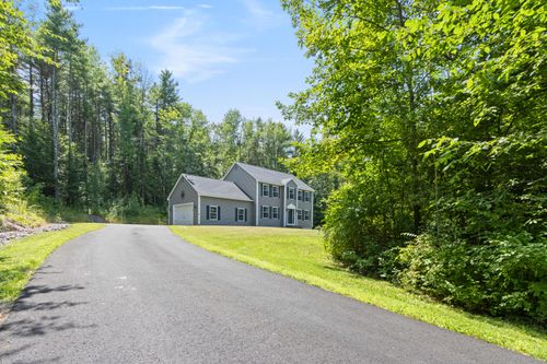 83 Huston Rd, Gorham, ME, 04038-2517 | Card Image