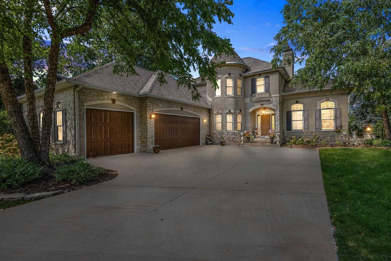 Firefly Ct, Neenah, WI 54956