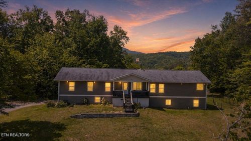 161 Mountain View Dr, Rocky Top, TN, 37769-3029 | Card Image