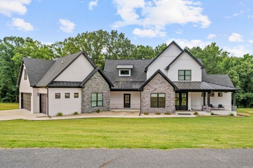 35 Helen Cir, Austin, AR, 72007-7501 | Card Image