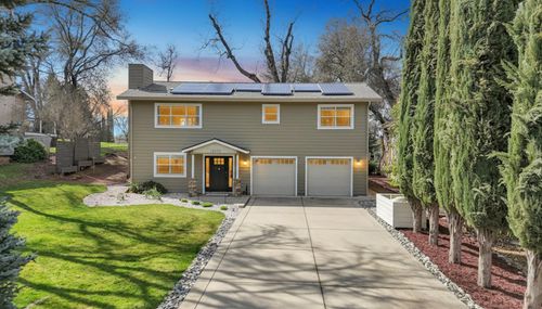 12353 Torrey Pines Dr, Auburn, CA, 95602-8147 | Card Image