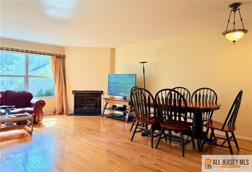 221-221 Bexley Ln, Piscataway, NJ, 08854-2183 | Card Image