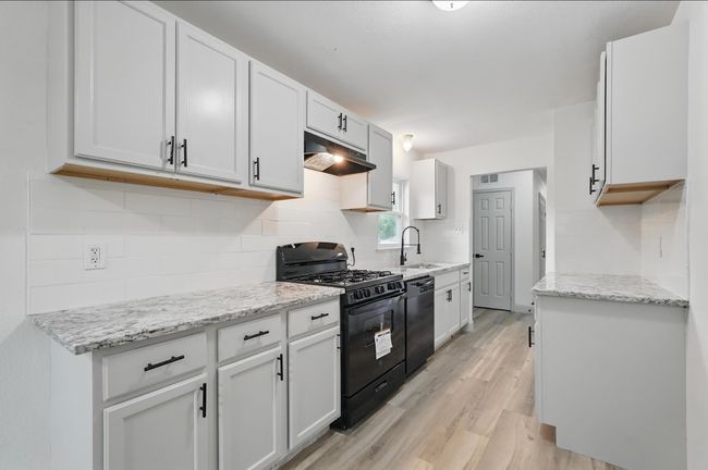 95 Twining Dr, House other with 3 bedrooms, 1 bathrooms and null parking in Denison TX | Image 15