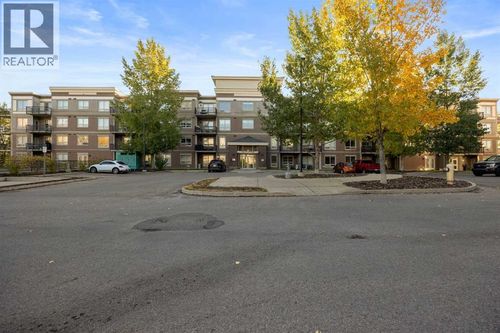 135 Sandpiper Rd, Fort Mcmurray, AB, T9K0N3 | Card Image