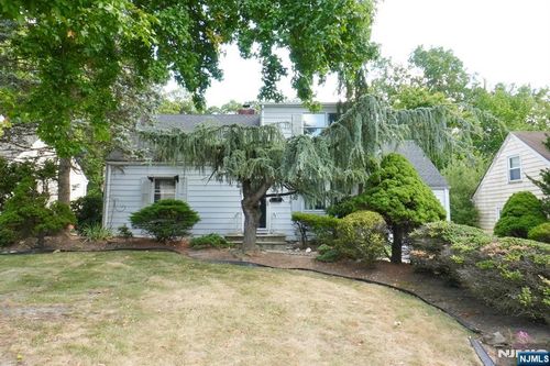 25 Glenview Dr, West Orange, NJ, 07052-1010 | Card Image