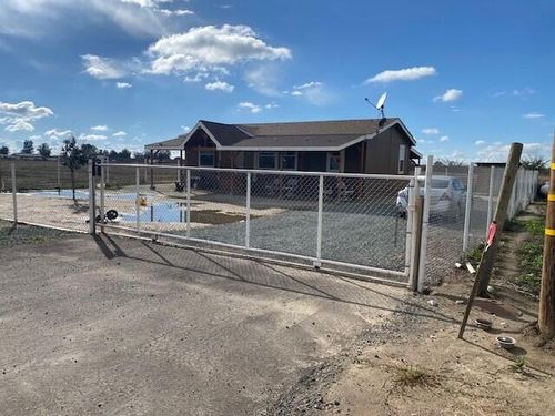 11393 Road 128, Pixley, CA, 93256-9457 | Card Image