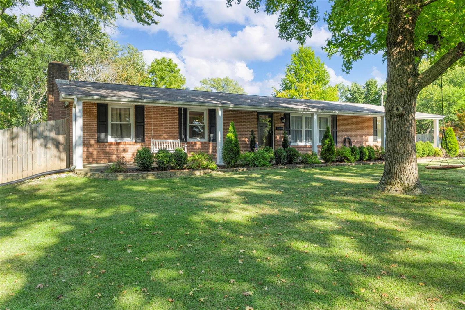 Carr St, Wentzville, MO 63385