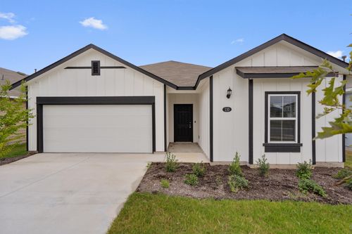 110 Keltic Dr, Kyle, TX, 78640-3226 | Card Image