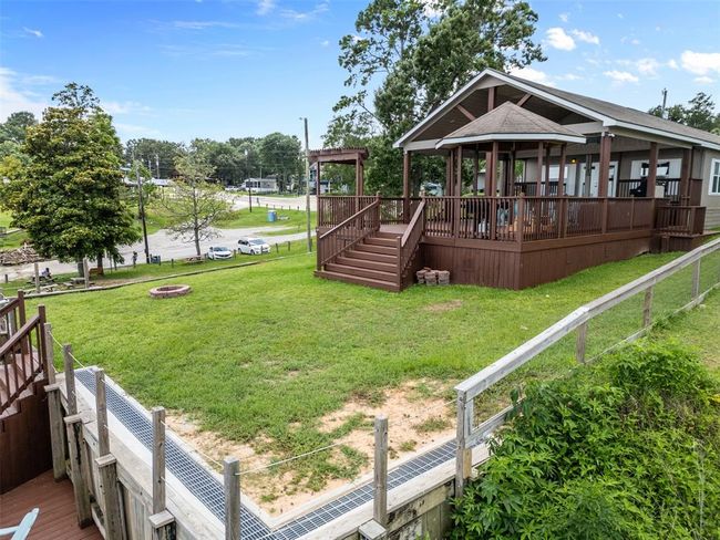 271 Key Largo Loop, House other with 3 bedrooms, 2 bathrooms and 3 parking in Pointblank TX | Image 45