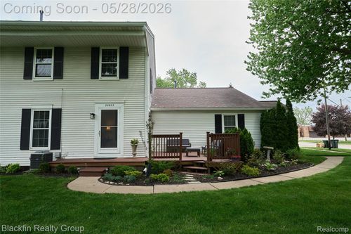 22625 Martin Rd, Saint Clair Shores, MI, 48081-2590 | Card Image