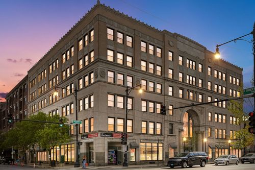 304-3150 Sheffield Ave, Chicago, IL, 60657-7566 | Card Image