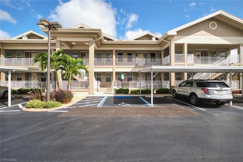 apt-202-15256 Riverbend Blvd, North Fort Myers, FL, 33917-3129 | Card Image