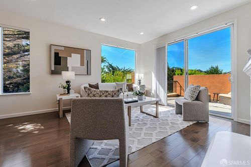 32 Highcrest Ln, South San Francisco, CA, 94080-7303 | Card Image
