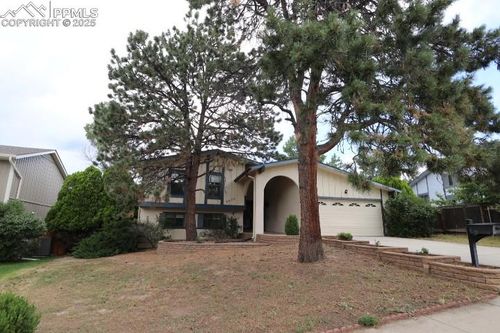 3370 Bell Mountain Dr, Colorado Springs, CO, 80918-1849 | Card Image