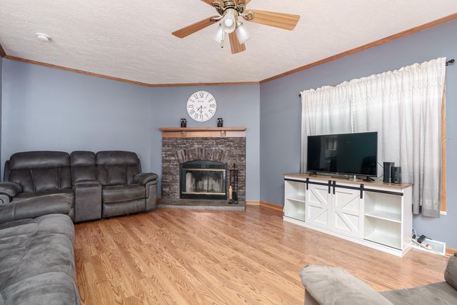 715 N Washington St, House other with 3 bedrooms, 2 bathrooms and null parking in Tekonsha MI | Image 4