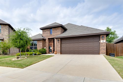744 Sandy Chip Trail, Fort Worth, TX, 76108 | Card Image