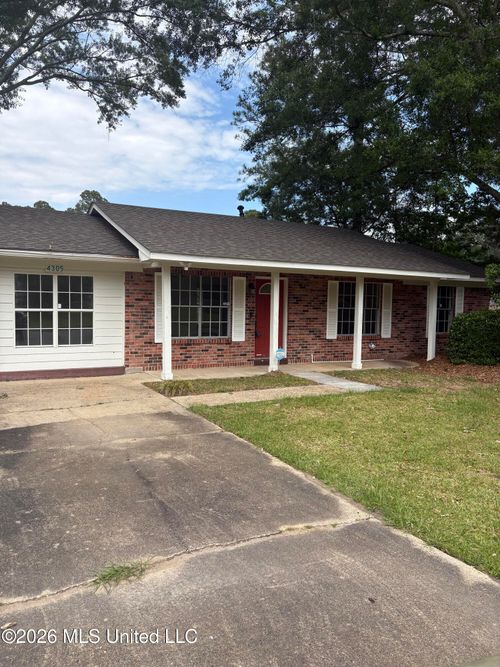 4305 Knowles Ave, Moss Point, MS, 39562-8284 | Card Image