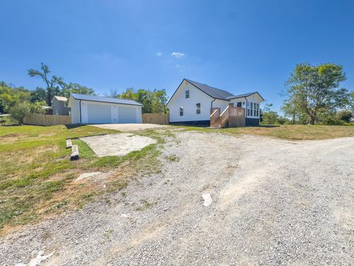 660 Jones Knob Rd, Somerset, KY, 42501-5870 | Card Image