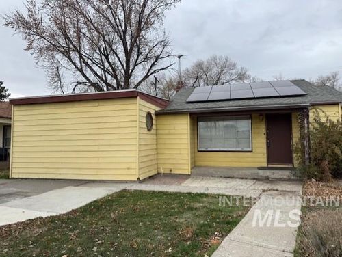 118 Mountain View Dr, Mountain Home, ID, 83647-2116 | Card Image