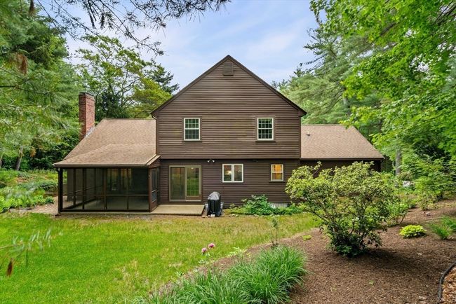369 Border Rd, House other with 4 bedrooms, 4 bathrooms and 6 parking in Concord MA | Image 37