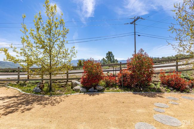26501 Skyline Dr, House other with 3 bedrooms, 3 bathrooms and null parking in Tehachapi CA | Image 50