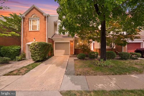 1902 Duffield Ln, ALEXANDRIA, VA, 22307-1182 | Card Image