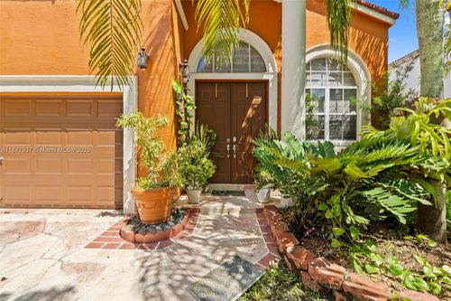4957 Sw 162nd Ave, Miramar, FL, 33027-4956 | Card Image
