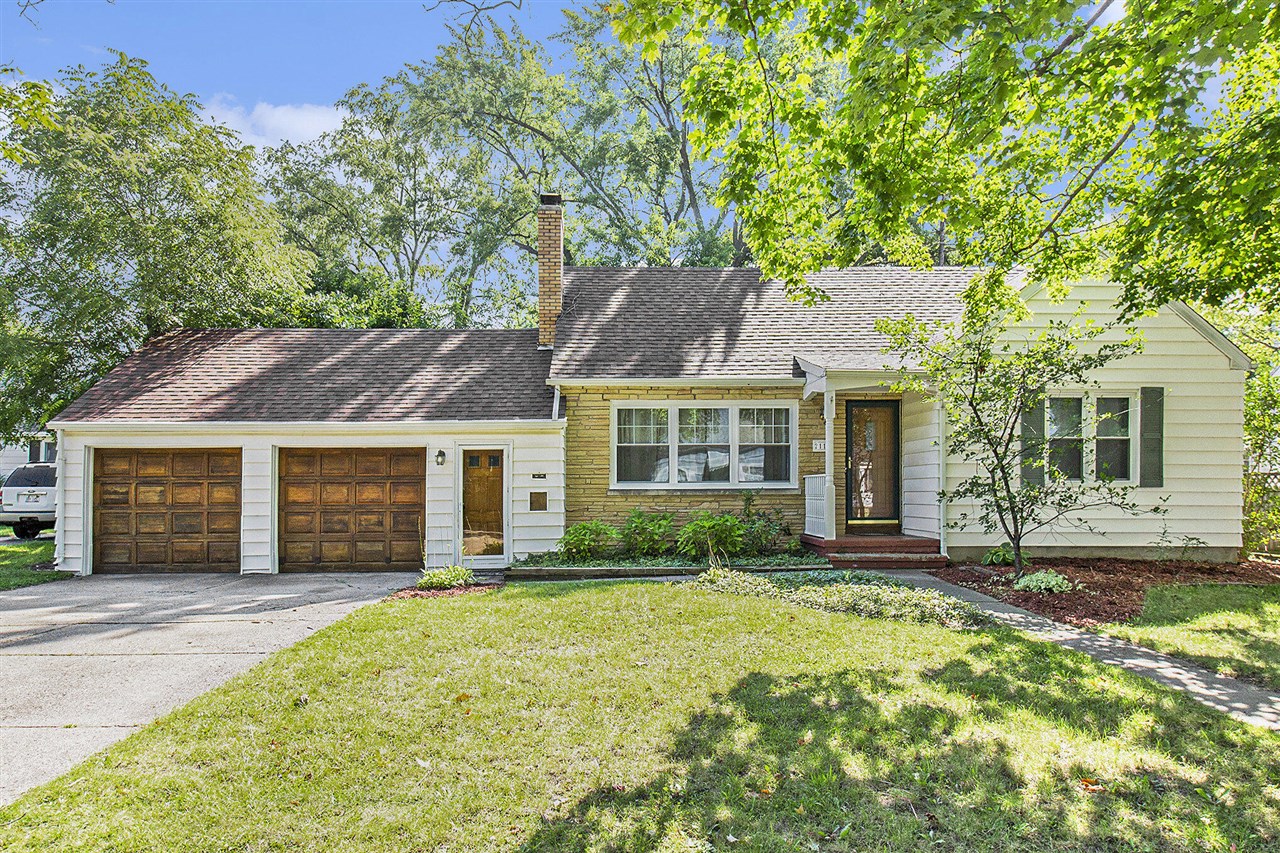Alpha St, Lansing, MI 48910