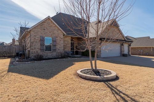6140 Oxnard Street, Edmond, OK, 73034 | Card Image