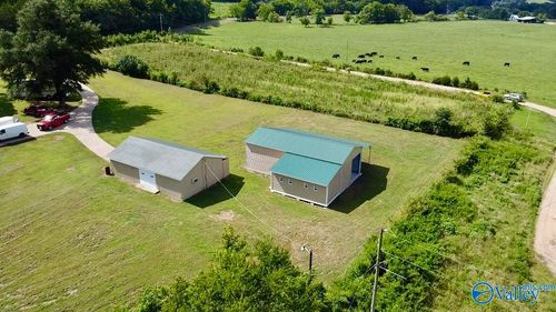 1595 Hurricane Creek Rd, Lawrenceburg, TN, 38464-8240 | Card Image