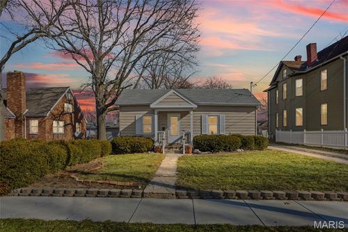 208 S Fillmore St, Edwardsville, IL, 62025-2113 | Card Image