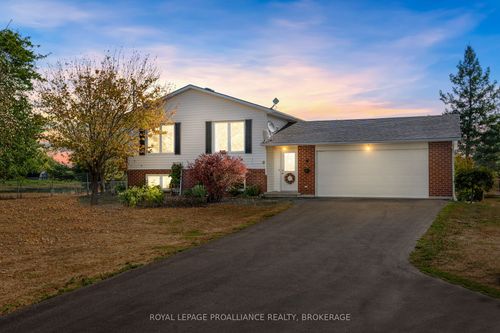4328 Wilmer Rd, Perth Road, ON, K0H2L0 | Card Image