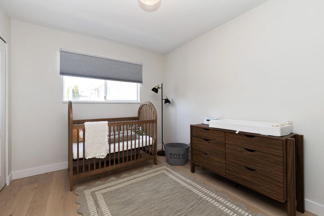 12028 Chestnut Cres, House other with 4 bedrooms, 3 bathrooms and 4 parking in Pitt Meadows BC | Image 24