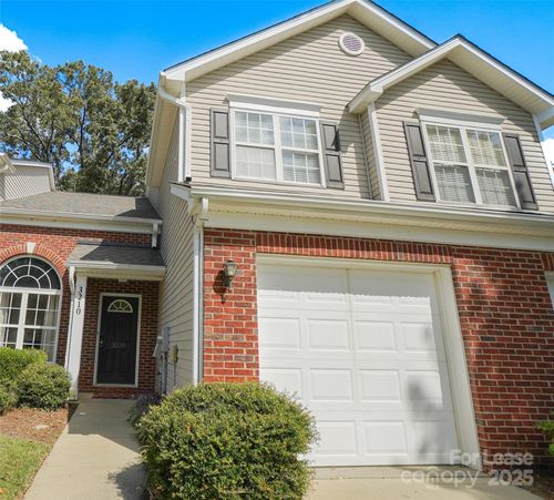 3210 Summerfield Ridge Ln, Matthews, NC, 28105-8507 | Card Image