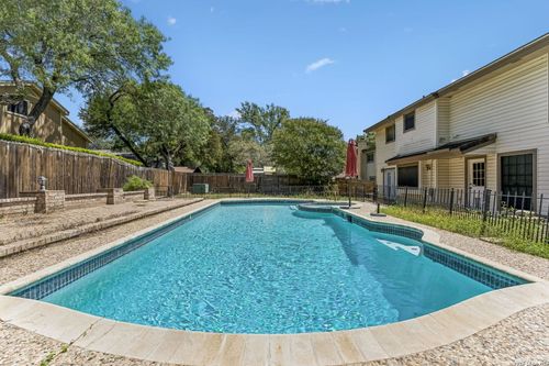 15222 Oak Spring St, San Antonio, TX, 78232-4242 | Card Image