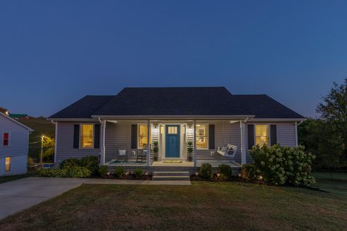 165 Hilltop Dr, Winchester, KY, 40391-9061 | Card Image