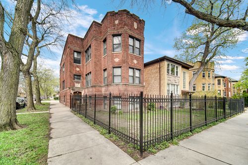 5000 N Ridgeway Ave, CHICAGO, IL, 60625-7860 | Card Image