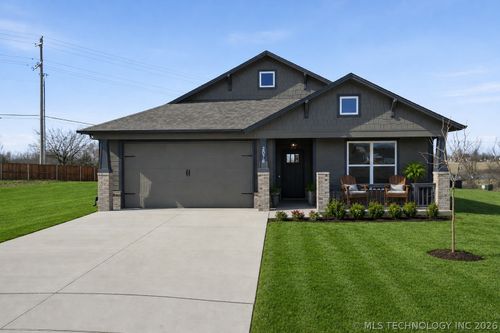 2076 W Berkeley St, Broken Arrow, OK, 74012-7046 | Card Image