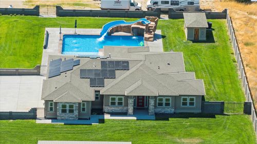 184 Gallant Rd, Burbank, WA, 99323-9715 | Card Image