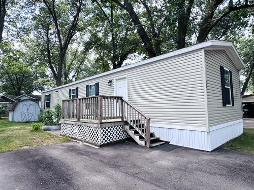 73-2330 E Main St, Niles, MI, 49120-4381 | Card Image
