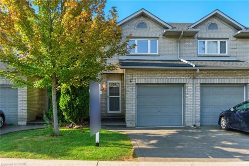 5-1 Royalwood Crt, Stoney Creek, ON, L8E4Y1 | Card Image