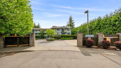 302-840 Shamrock Pl, Comox, BC, V9M4G4 | Card Image