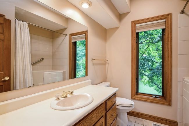 3519 Timber Ridge Trl, House other with 5 bedrooms, 3 bathrooms and null parking in Cedar Rapids IA | Image 28