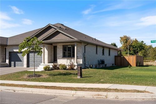 1 Peachleaf Lane, Waterford, ON, N0E1Y0 | Card Image