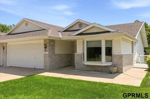 105 E Deer Lane, Plattsmouth, NE, 68048 | Card Image