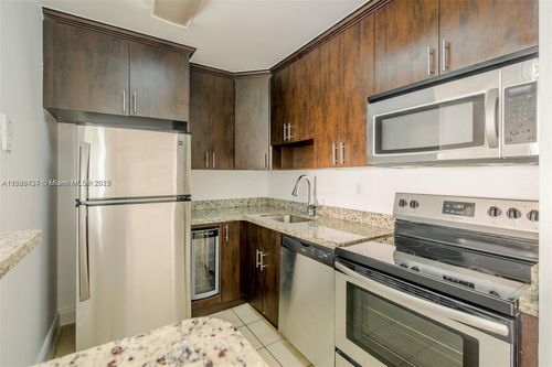 apt-104-7130 Nw 179th St, Hialeah, FL, 33015-5464 | Card Image