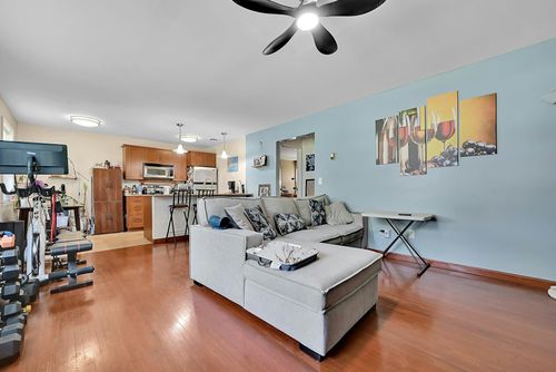 c20-2 Radio Ave, Secaucus, NJ, 07094-3851 | Card Image